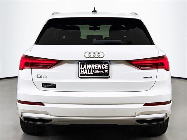 Photo of 2021 Ibis White Audi Q3