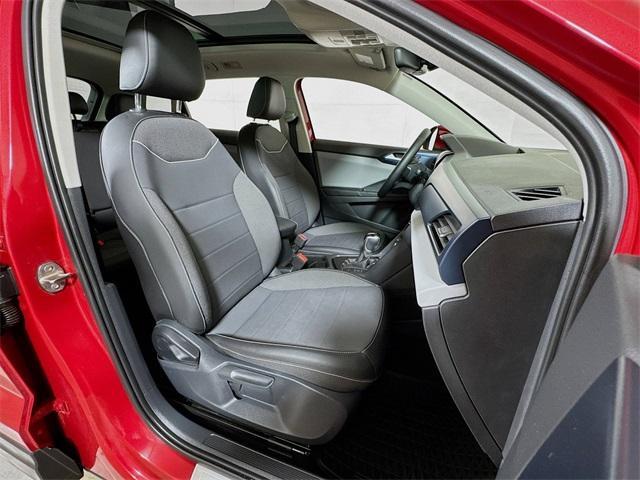 Photo of 2023 Kings Red Volkswagen Taos