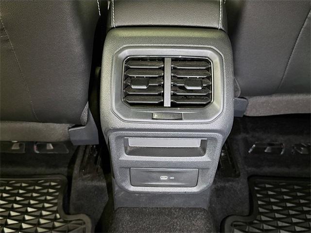 Photo of 2023 Kings Red Volkswagen Taos
