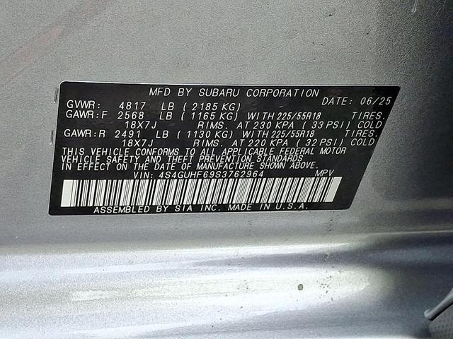 Photo of 2025 Ice Silver Subaru Crosstrek