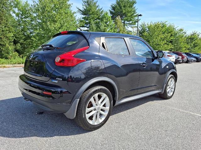 Photo of 2012 Sapphire Black Nissan Juke