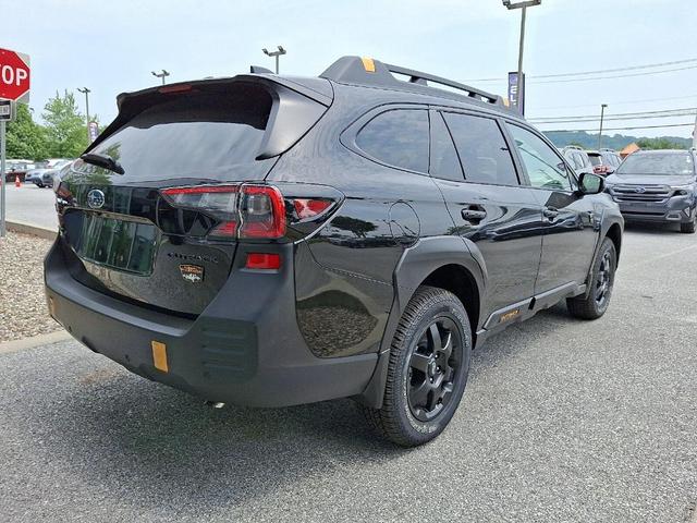 Photo of 2025 Crystal Black Silica Subaru Outback