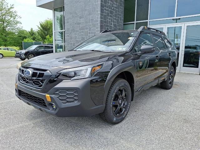 Photo of 2025 Crystal Black Silica Subaru Outback