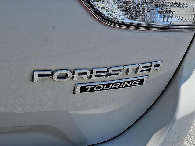 Photo of 2020 Crystal White Pearl Subaru Forester