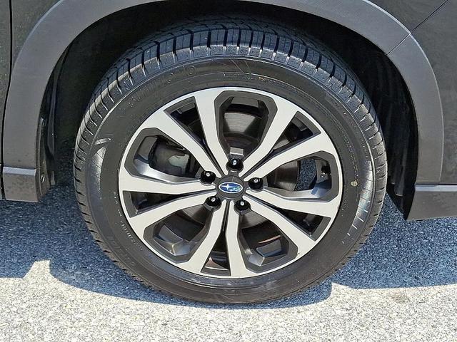 Photo of 2019 Crystal Black Silica Subaru Forester