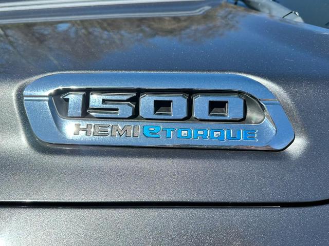 Photo of 2021 Granite Crystal Metallic Clearcoat RAM 1500