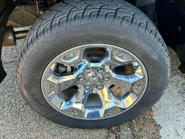 Photo of 2021 Granite Crystal Metallic Clearcoat RAM 1500