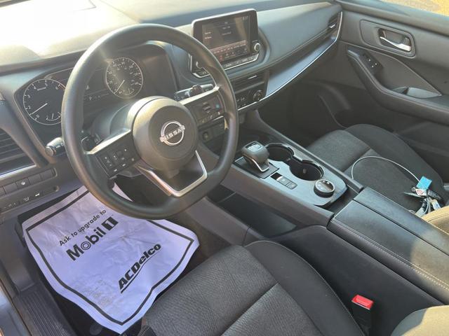Photo of 2024 Gun Metallic Nissan Rogue