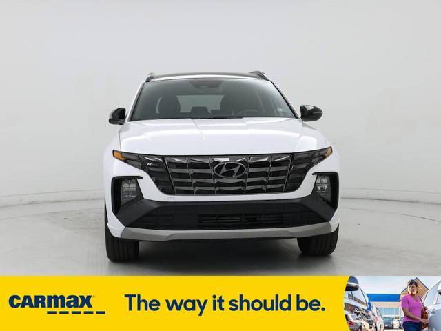 Photo of 2024 White Hyundai TUCSON Hybrid