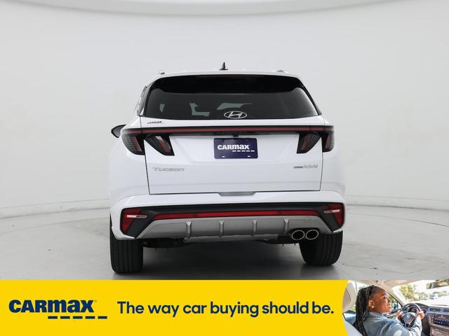 Photo of 2024 White Hyundai TUCSON Hybrid