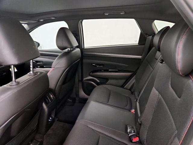 Photo of 2024 White Hyundai TUCSON Hybrid
