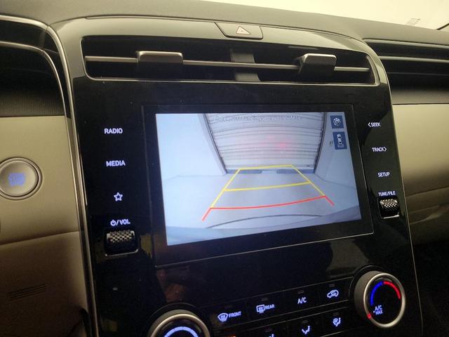 Photo of 2022 Silver Hyundai TUCSON
