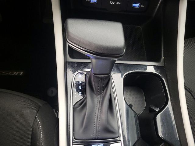 Photo of 2022 Silver Hyundai TUCSON