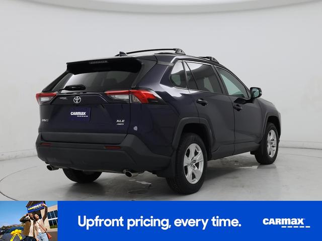 Photo of 2021 Blue Toyota RAV4