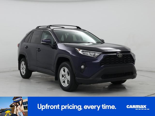 Photo of 2021 Blue Toyota RAV4