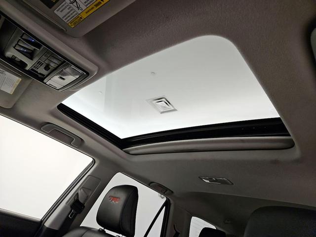 Photo of 2022 Black Toyota 4Runner