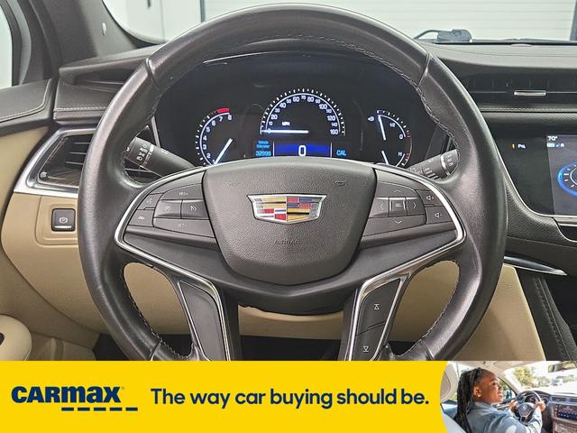 Photo of 2019 Blue Cadillac XT5