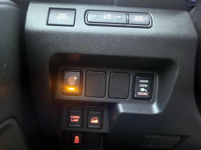 Photo of 2022 Gray Nissan Frontier