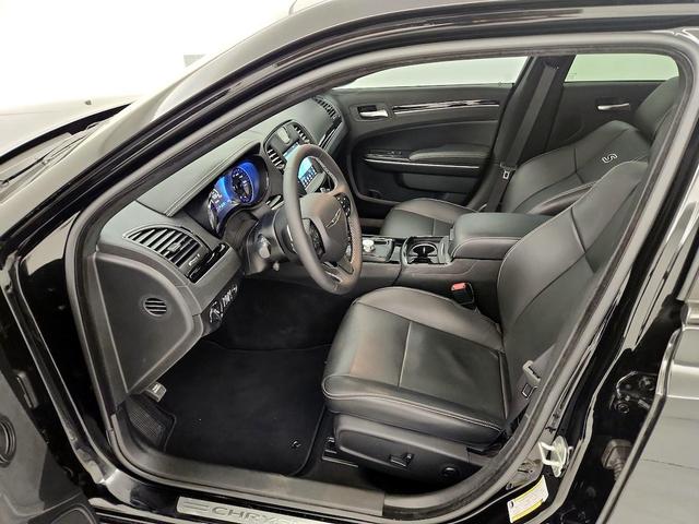Photo of 2023 Black Chrysler 300