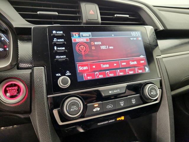 Photo of 2021 White Honda Civic