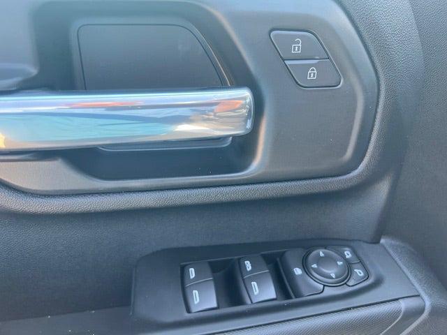 Photo of 2025 Summit White Chevrolet Silverado 3500