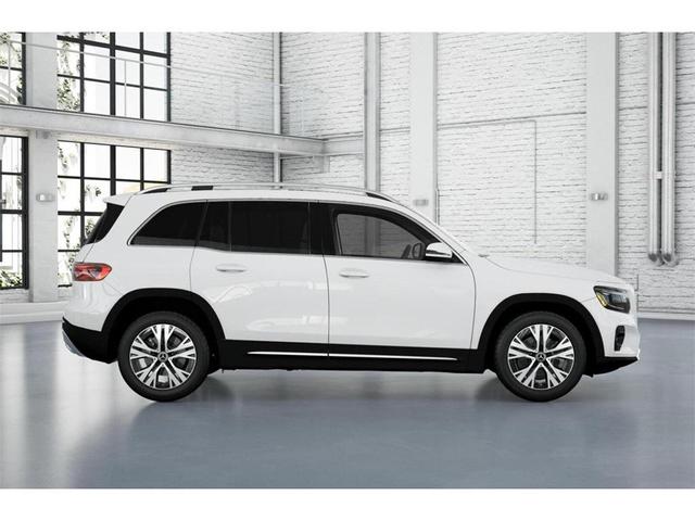 Photo of 2026 Polar White Mercedes-Benz GLB 250