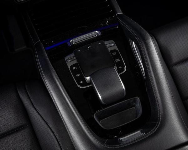 Photo of 2020 Black Mercedes-Benz GLE 350