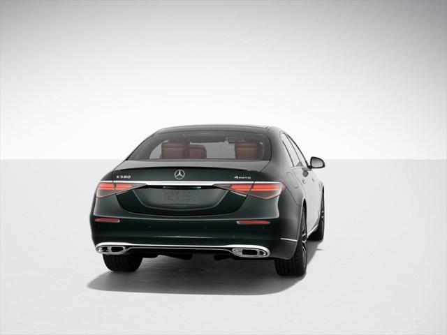 Photo of 2025 Emerald Mercedes-Benz S-Class