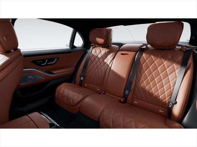 Photo of 2025 Emerald Mercedes-Benz S-Class