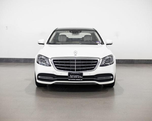 Photo of 2019 White / Beige Mercedes-Benz S-Class