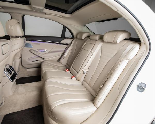 Photo of 2019 White / Beige Mercedes-Benz S-Class