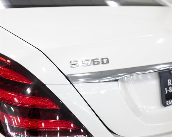 Photo of 2019 White / Beige Mercedes-Benz S-Class