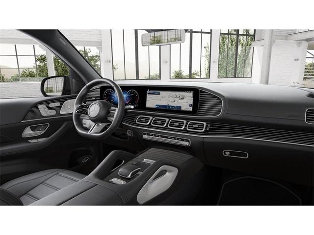 Photo of 2025 Manufaktur Sign Mercedes-Benz GLS 580