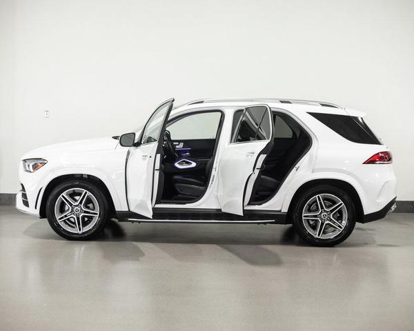 Photo of 2023 White Mercedes-Benz GLE 350