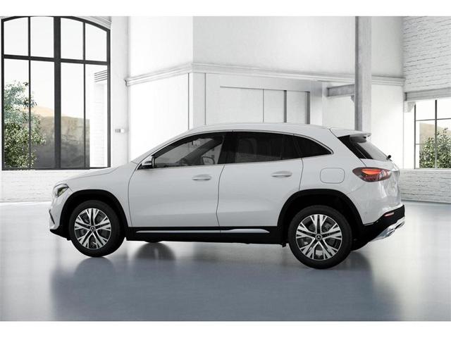 Photo of 2025 Polar White Mercedes-Benz GLA 250