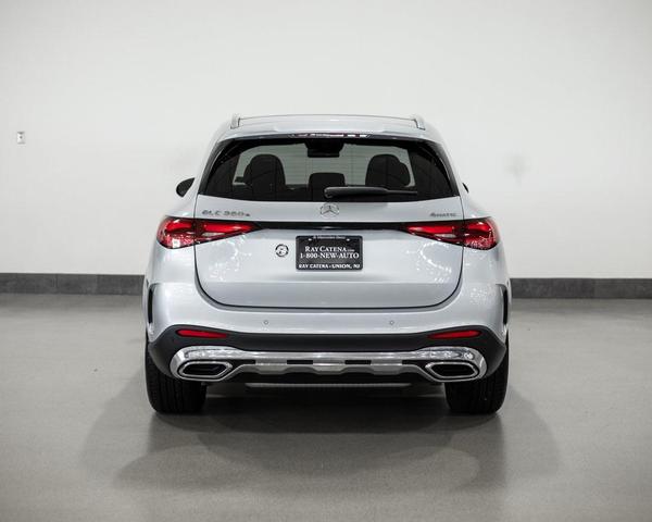 Photo of 2025 Silver / Black Mercedes-Benz GLC 350e
