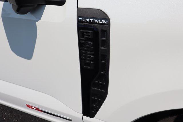 Photo of 2025 Star White Metallic Tri-Coat Ford F-350