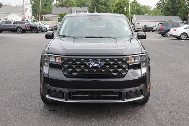 Photo of 2025 Shadow Black Ford Maverick