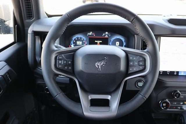 Photo of 2025 Shadow Black Ford Bronco