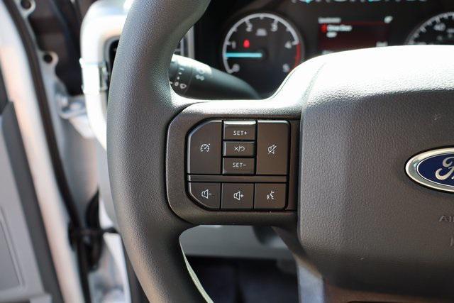 Photo of 2026 Oxford White Ford F-250