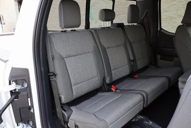 Photo of 2025 Oxford White Ford F-350