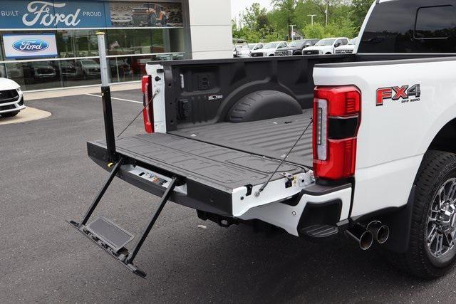 Photo of 2024 Star White Metallic Tri-Coat Ford F-350