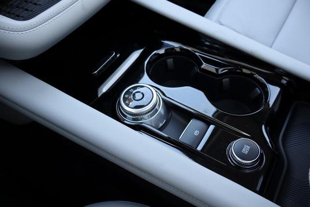 Photo of 2025 Agate Black Metallic Ford Explorer