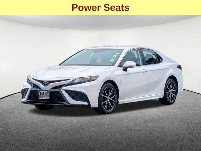 Photo of 2024 Ice Cap Toyota Camry