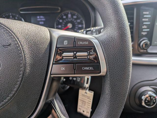 Photo of 2019 Sparkling Silver Kia Sorento