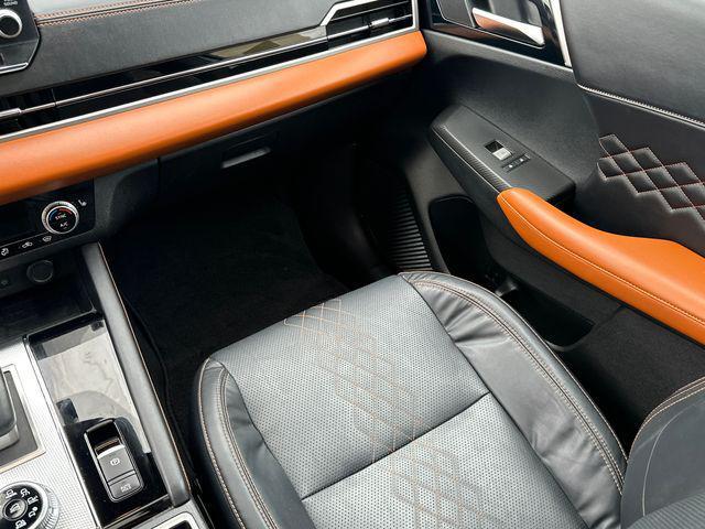 Photo of 2022 White Diamond Mitsubishi Outlander