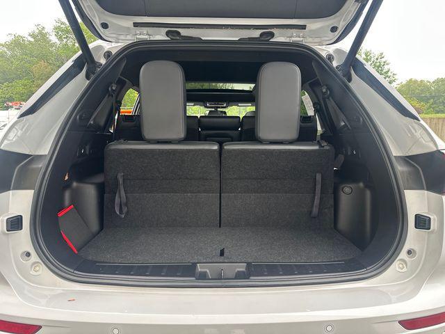 Photo of 2022 White Diamond Mitsubishi Outlander