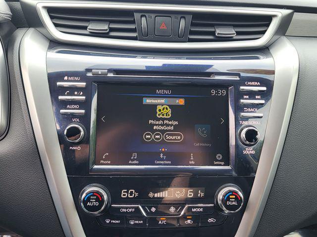 Photo of 2024 Super Black Nissan Murano
