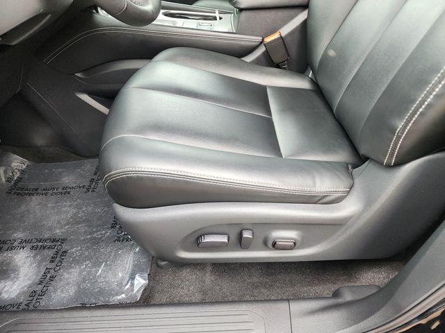 Photo of 2024 Super Black Nissan Murano