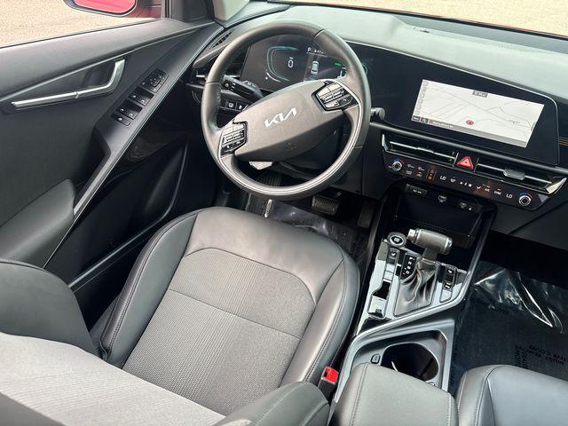 Photo of 2024 Runway Red Kia Niro